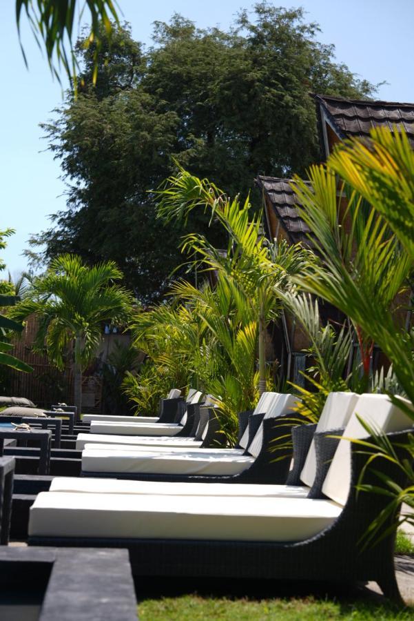 Hotel Copacabana Gili Air Exterior foto